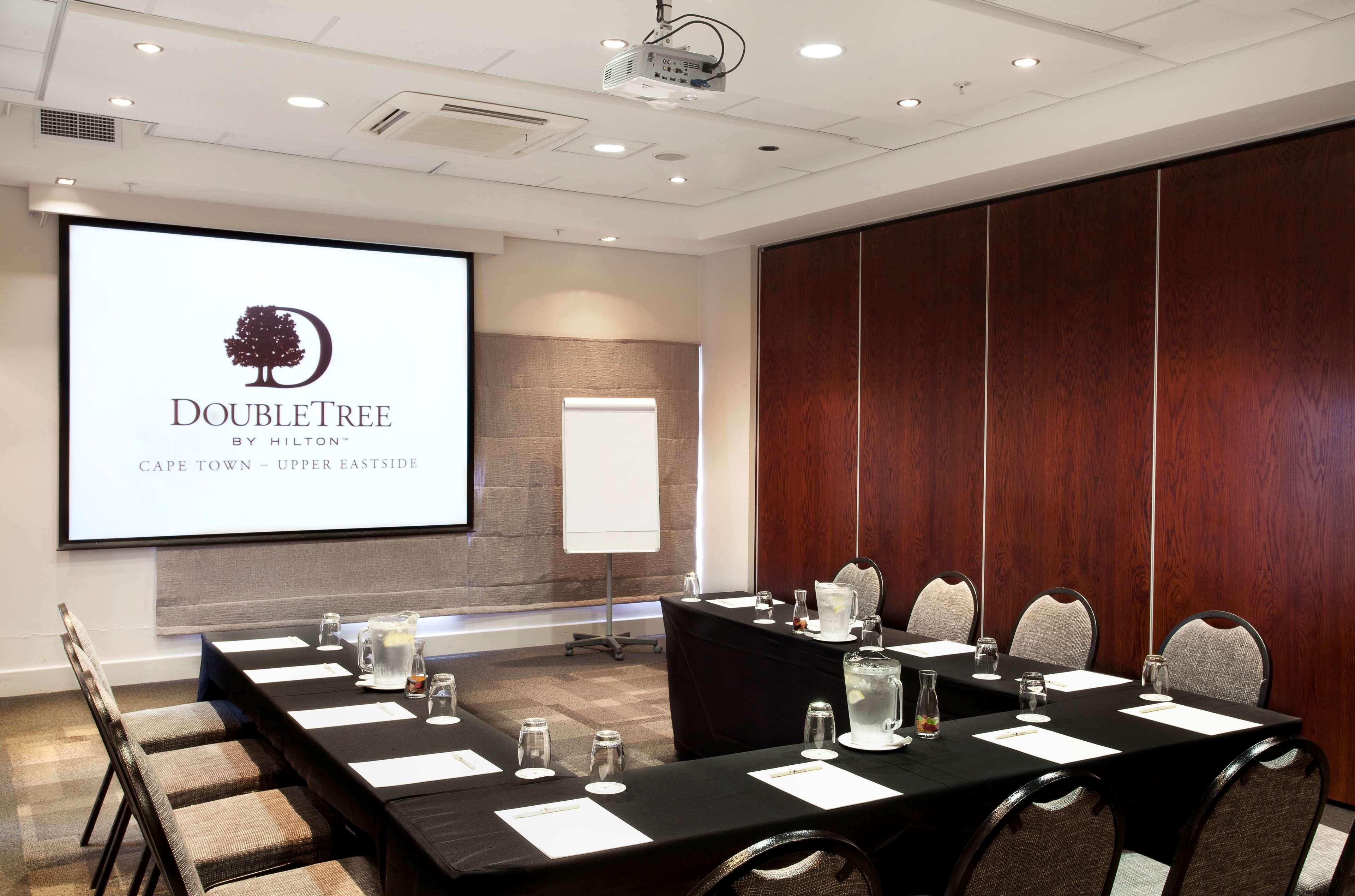 Doubletree By Hilton Cape Town Upper Eastside Hotel Ngoại thất bức ảnh